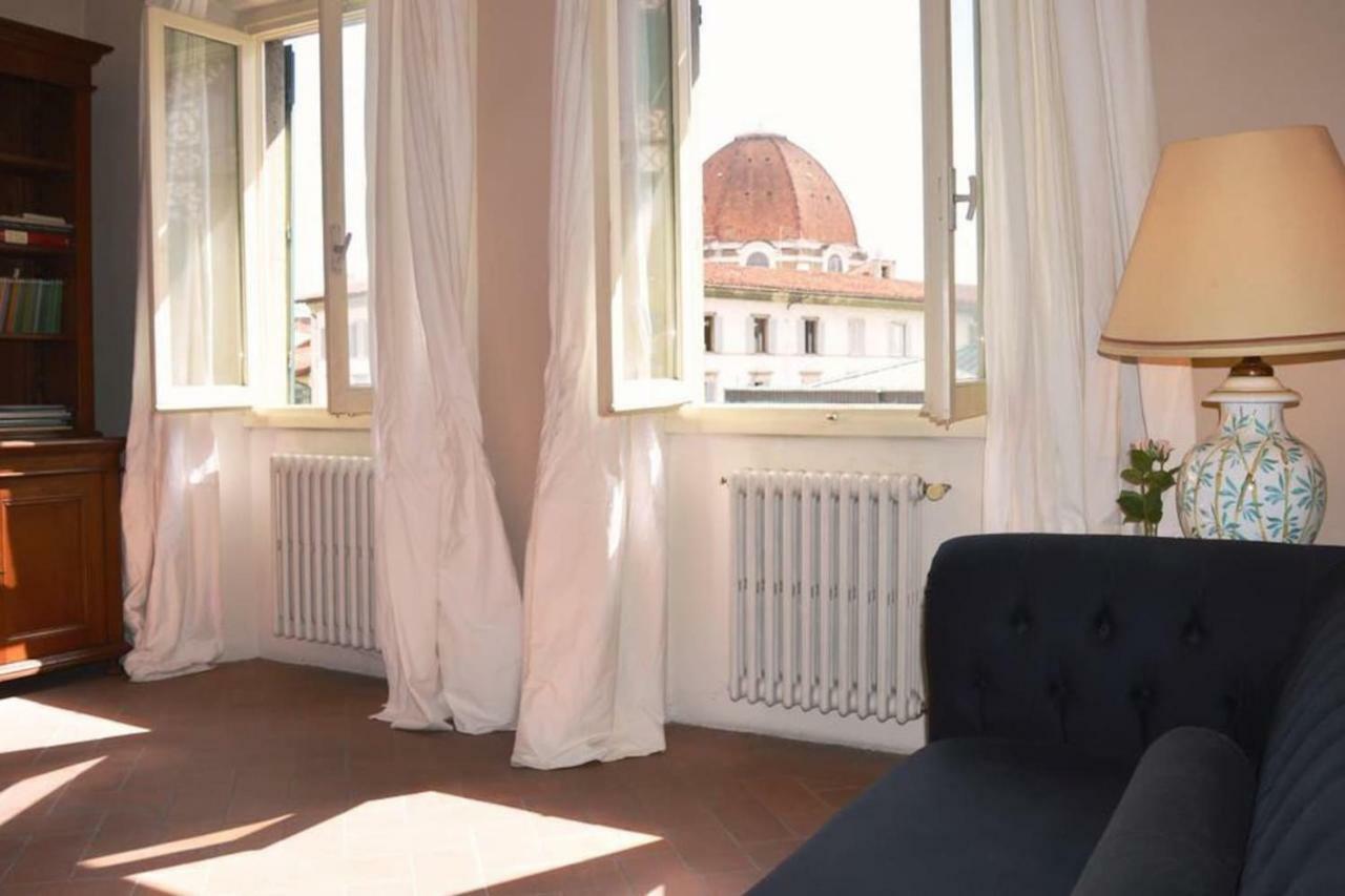 Panoramic Suite Near Duomo And Station Firenze Kültér fotó